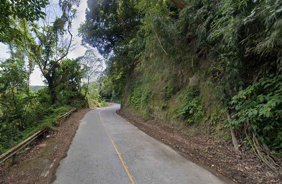 14 hairpin turns on the difficult road from Tagaytay to Talisay