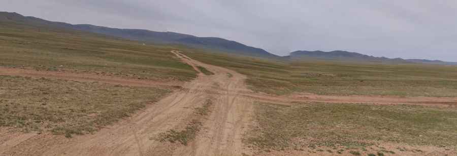 A 4x4 road to Sangiin Dalai Nuur