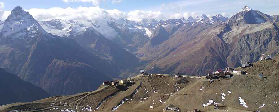 A chairlift trail to the summit of Mount Mussa-Achitara