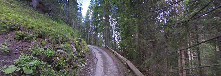 A delightful yet challenging drive to Forcella Chiandolada