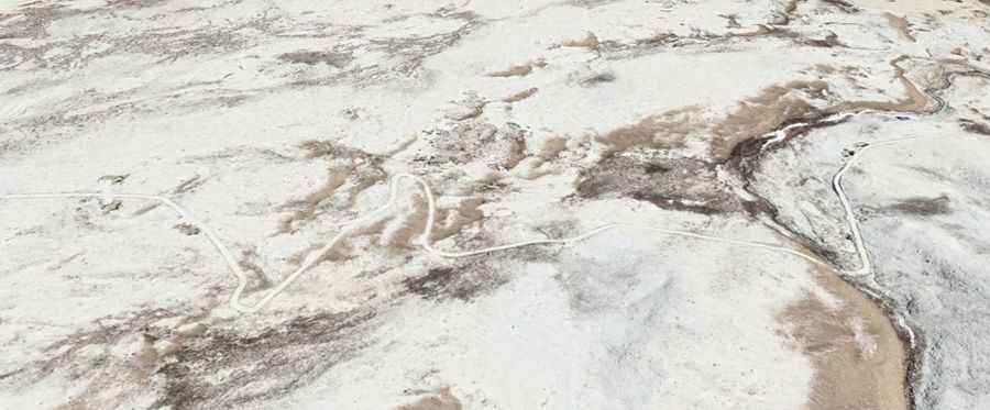 A difficult unpaved road to the international Imis La