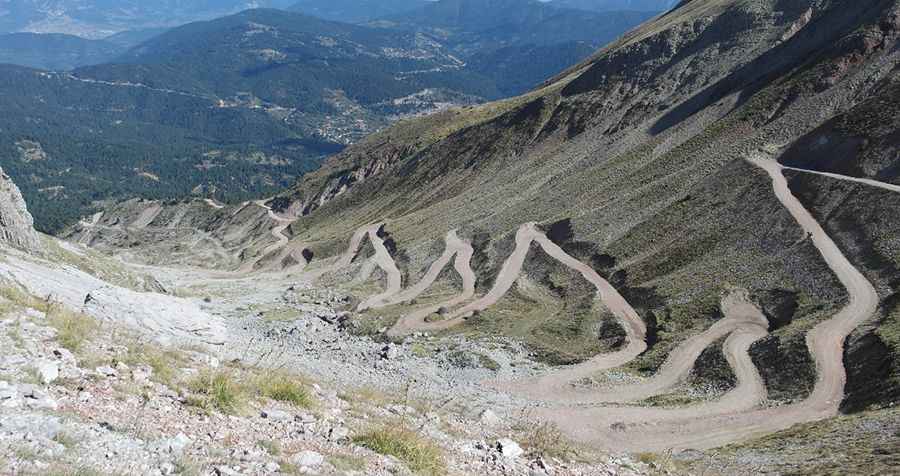 A drive to the legendary Mount Kaliakouda