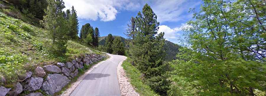 A memorable road trip to Pampeago Pass