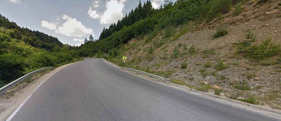 A Paved Road to Pass of the Republic