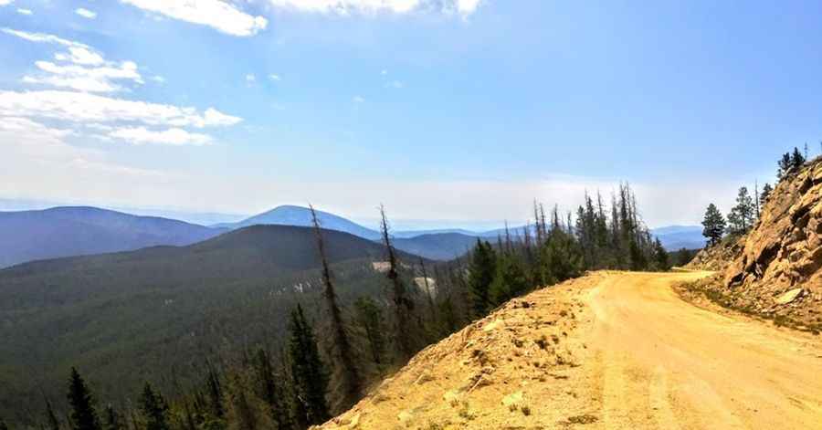 A pleasant gravel road in summers to Old Monarch Pass in Colorado