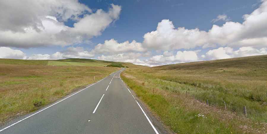 A road with challenging winter conditions to Newby Head Pass