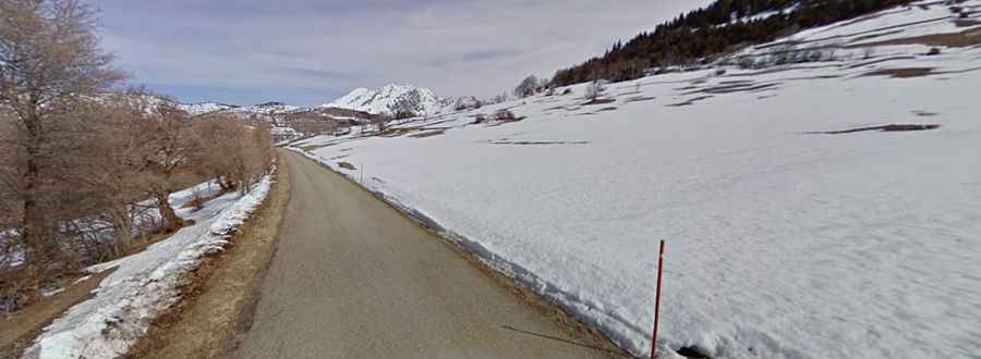 A sensational paved road to Col de l’Holme