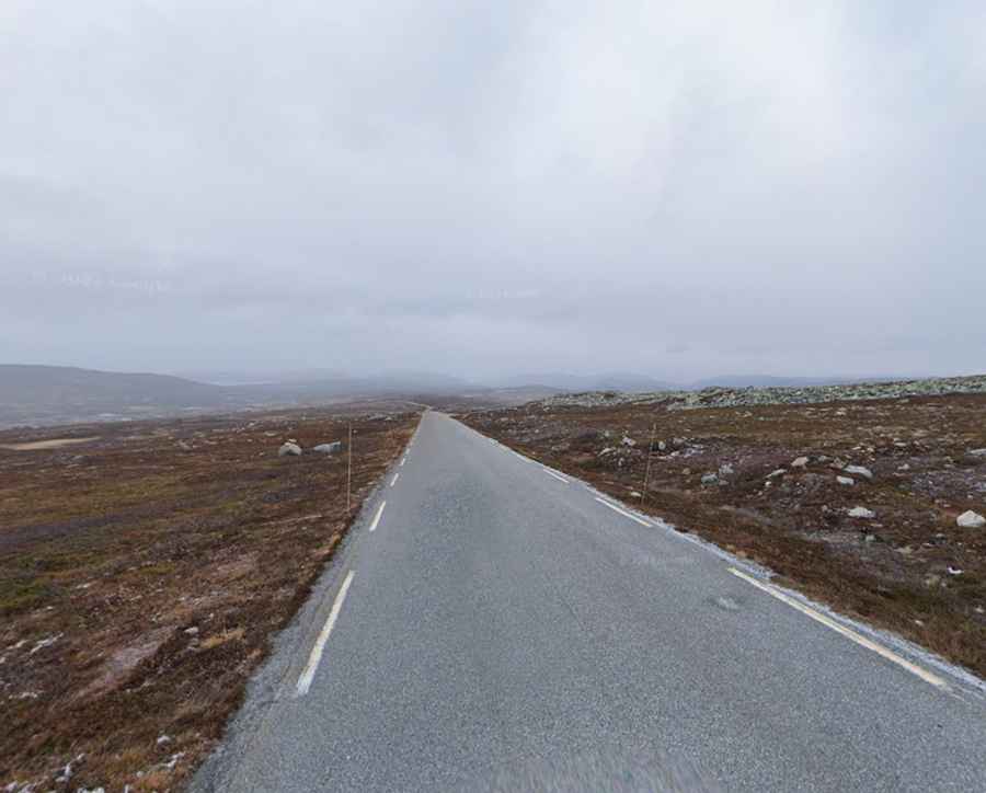 A steep paved road to Flistjonnskaret in Telemark