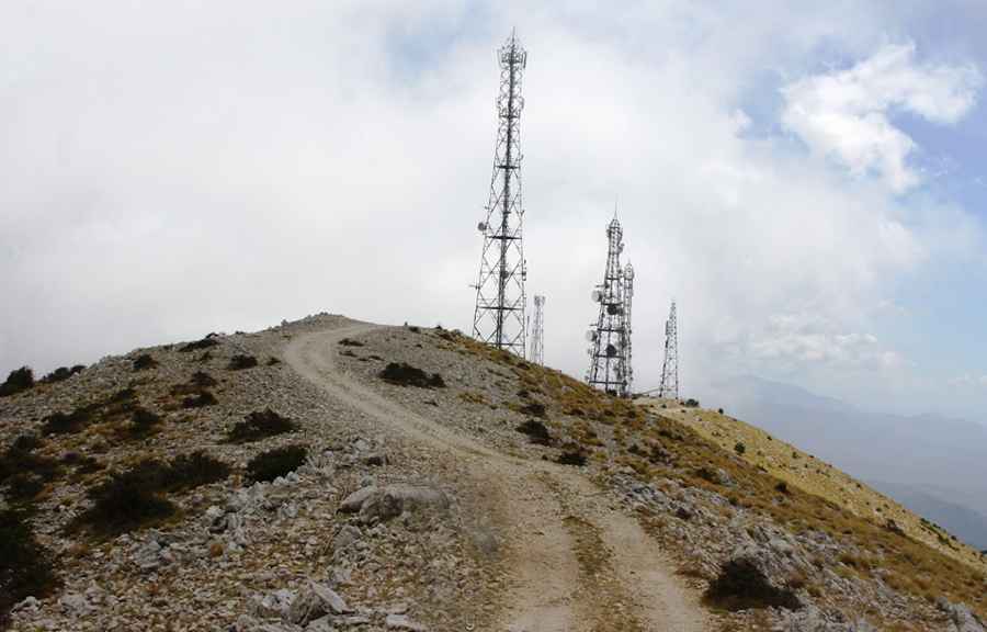A true Albanian road to Maja e Thanas
