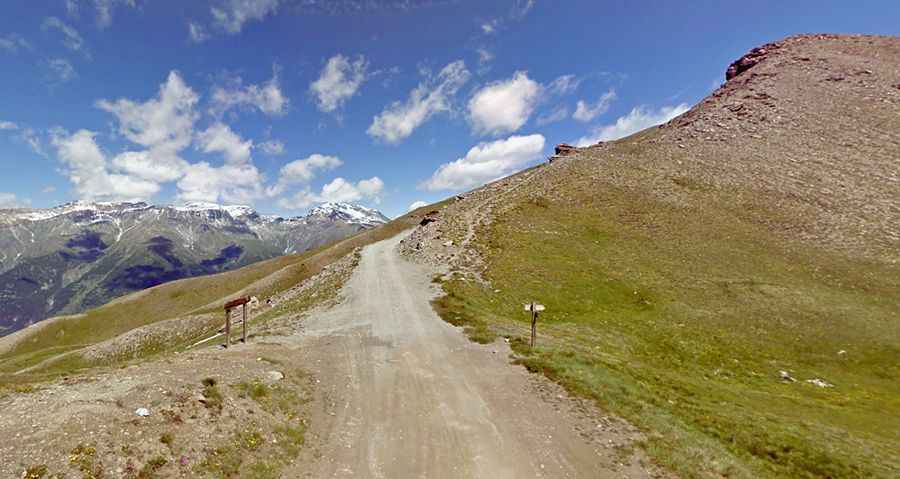 A very bumpy, grueling road to Colle Lauson