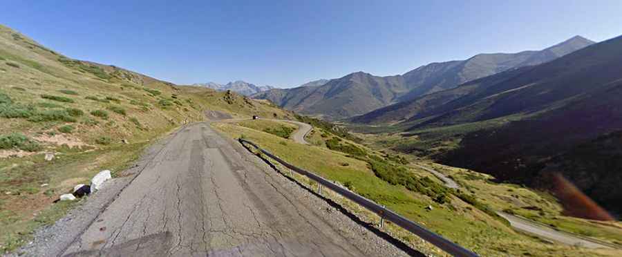 A wild paved road to Boi-Taull in the heart of the Pyrenees