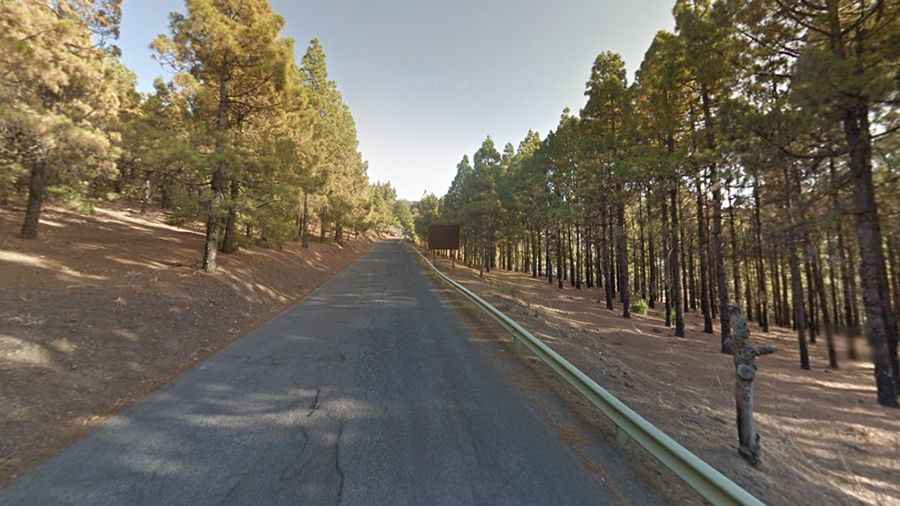 A wild road to Pico de las Nieves in the Canary Islands