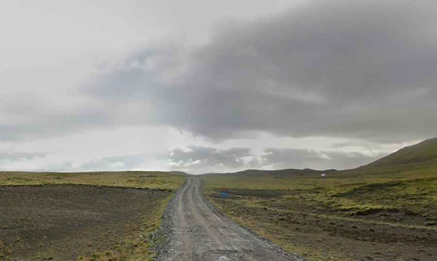 All about the infamous road to Dyrholaey Lighthouse