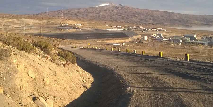An epic road to Abra Ares in the Andes
