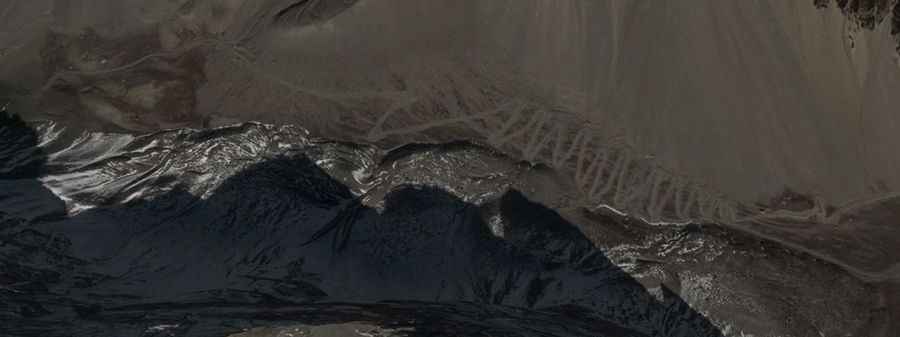 An Explorer's Guide to the top of Lajyung La