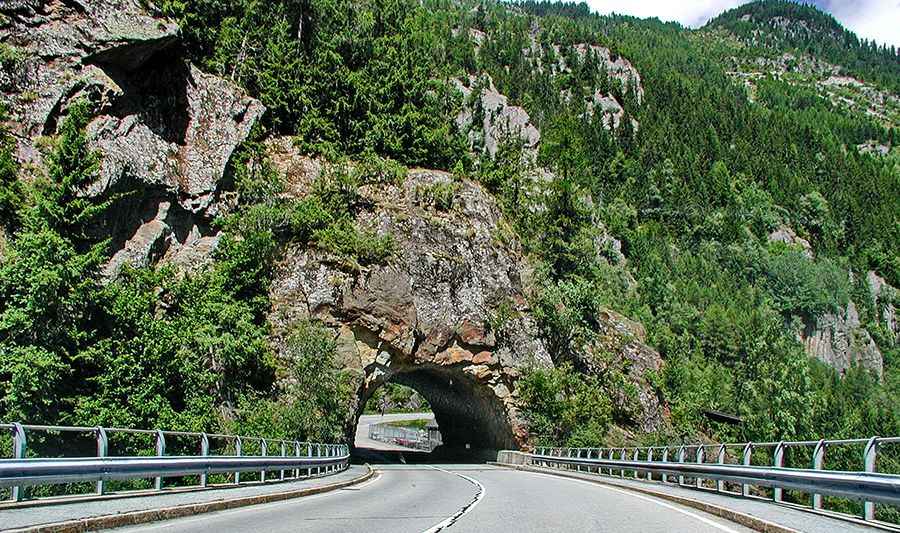 An Unforgettable Drive to Lac d’Emosson in the Swiss Alps