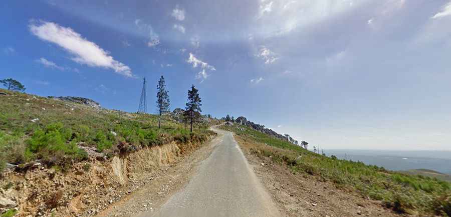 An Unforgettable Steep Drive to Alto de Sao Macario in Portugal