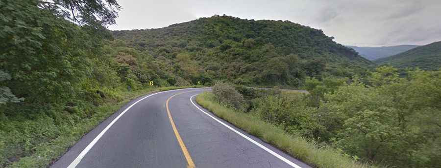 Are Plan de Barrancas roads paved?