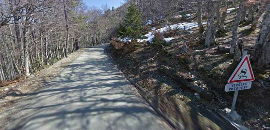 Bocca di Verdia, winding road in Corsica