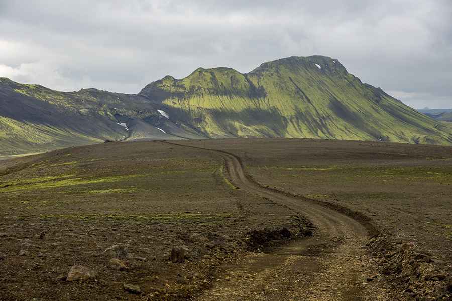Can I drive my vehicle through Road F210 (Fjallabaksleið syðri)?