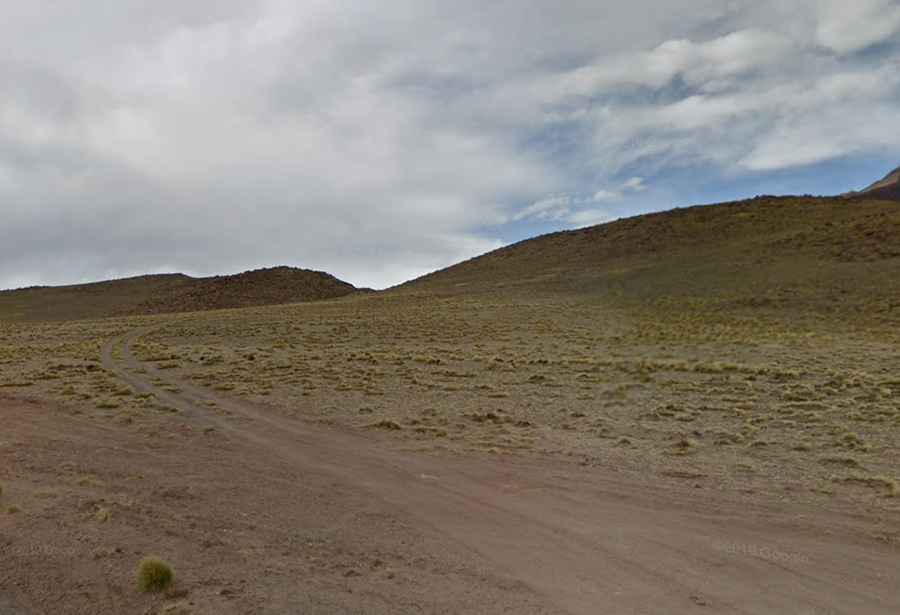 Can I drive to Tuzgle Volcano in the Andes?