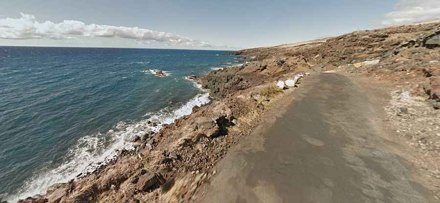 Can you drive the Piilani Highway in Maui?