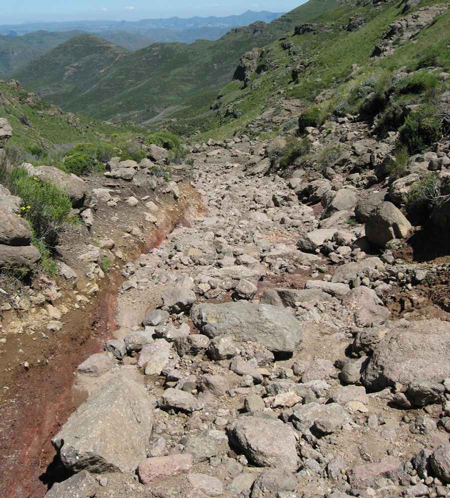 Can you drive to Baboons Pass?