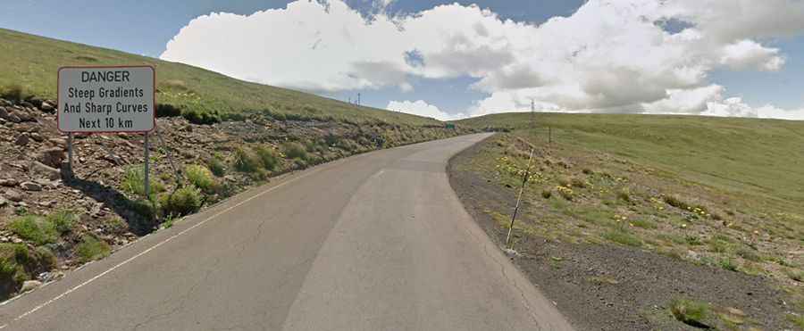 Can you drive to Mafika Lisiu Pass?