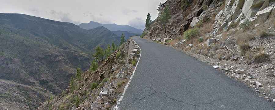 Carretera de las Presas (Road GC-605) is not for the faint-hearted