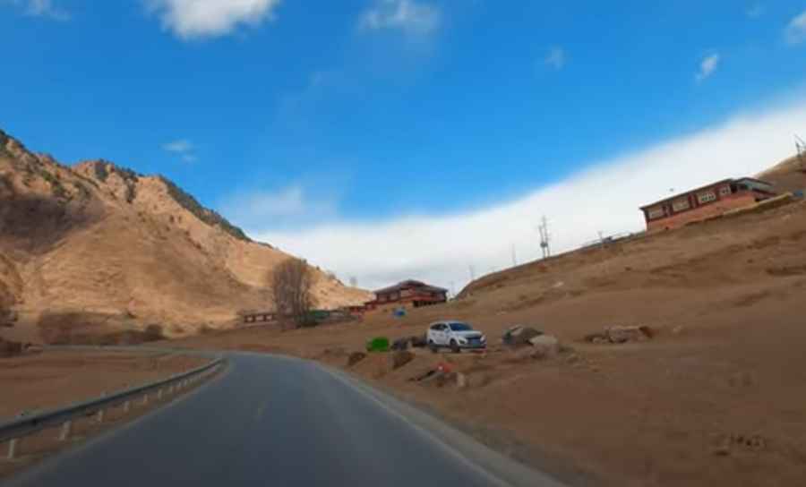 China National Highway 317: The high-altitude paved gateway to Tibet