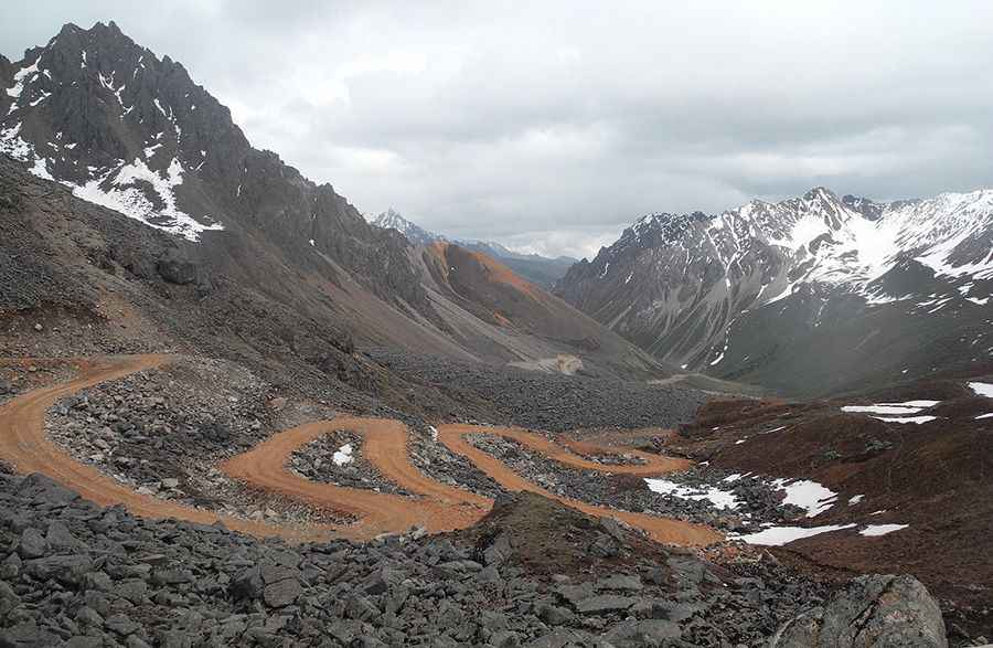 Chu La is one of the gnarliest roads in Tibet