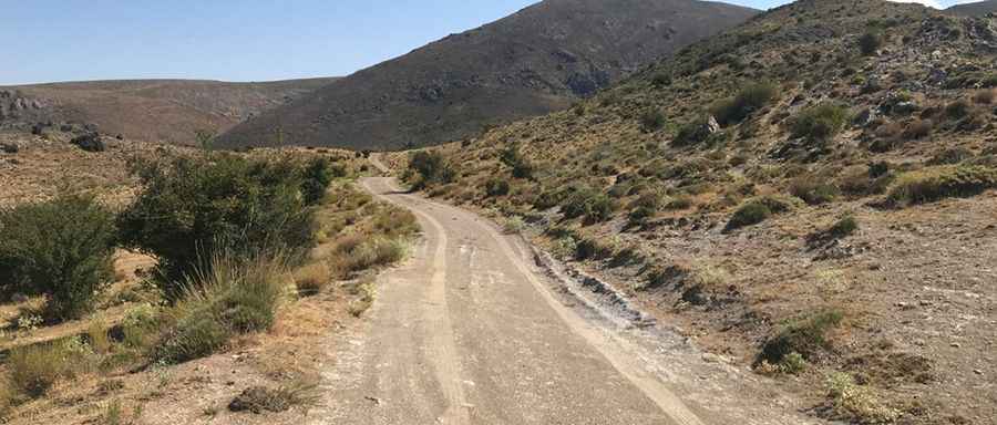 Collado la Gitana, a gravel mountainous track in southern Spain