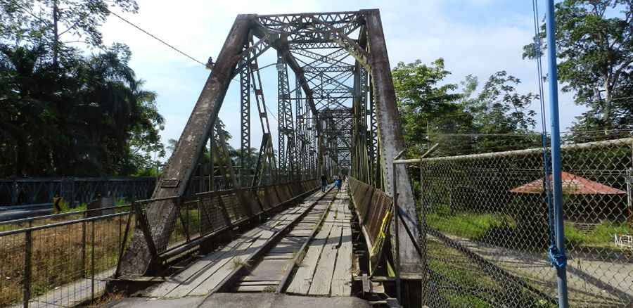 Crossing the Sixaola-Guabito International Bridge