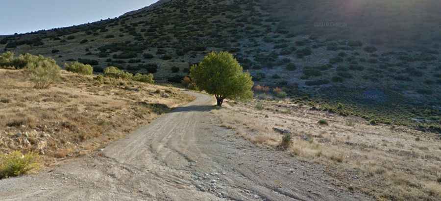 Cueva del Agua, a road recommended for drivers with strong nerves