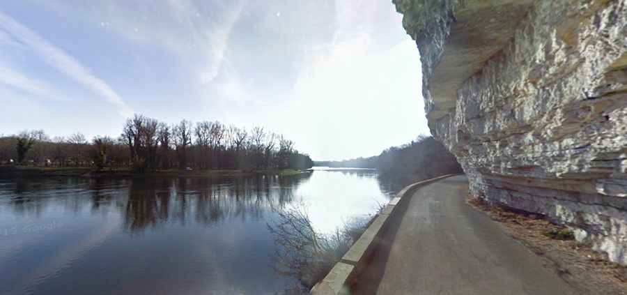 D43 is a scenic balcony road in France