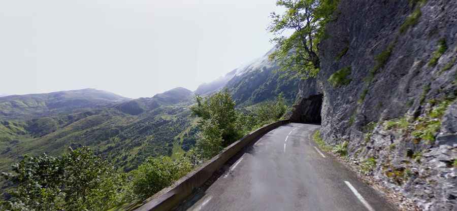 D918 is a challenging balcony road in France