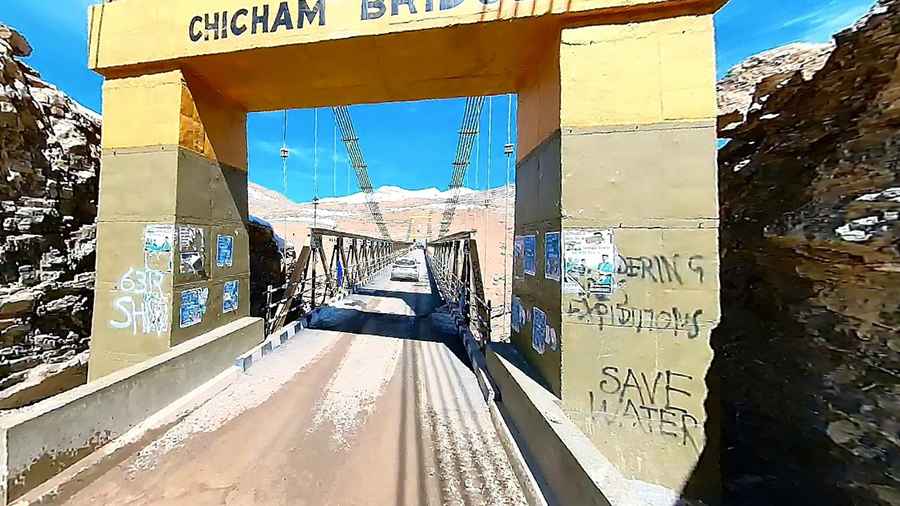 Dare to drive the dangerous Chicham Bridge