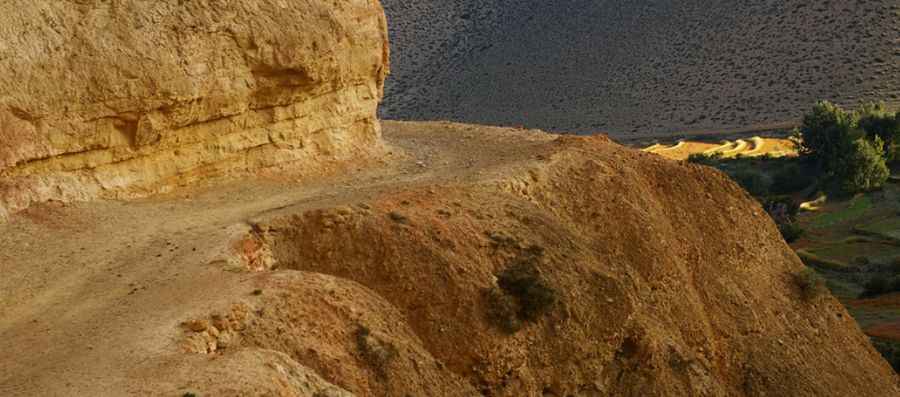 Dare to drive the dangerous Dajori La