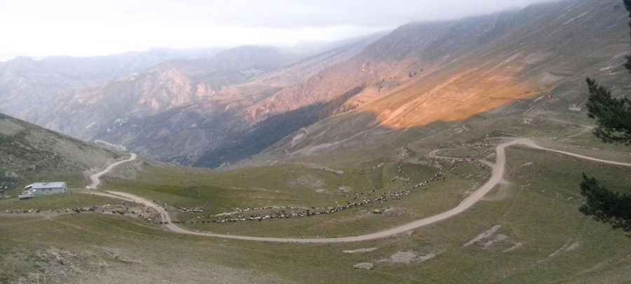 Dare to drive the dangerous Kilise Tepe
