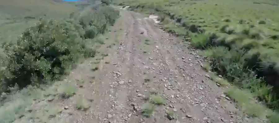 Dare to drive the gravel 4x4 road to Volunteershoek Pass