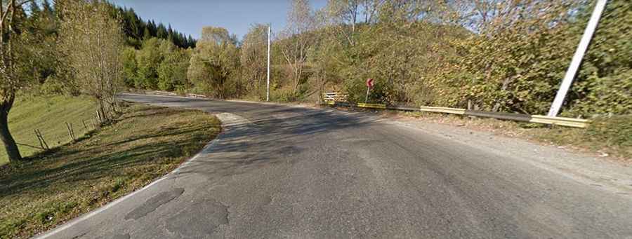 DN73A is a curvy road with 12 steep hairpin turns in Transylvania