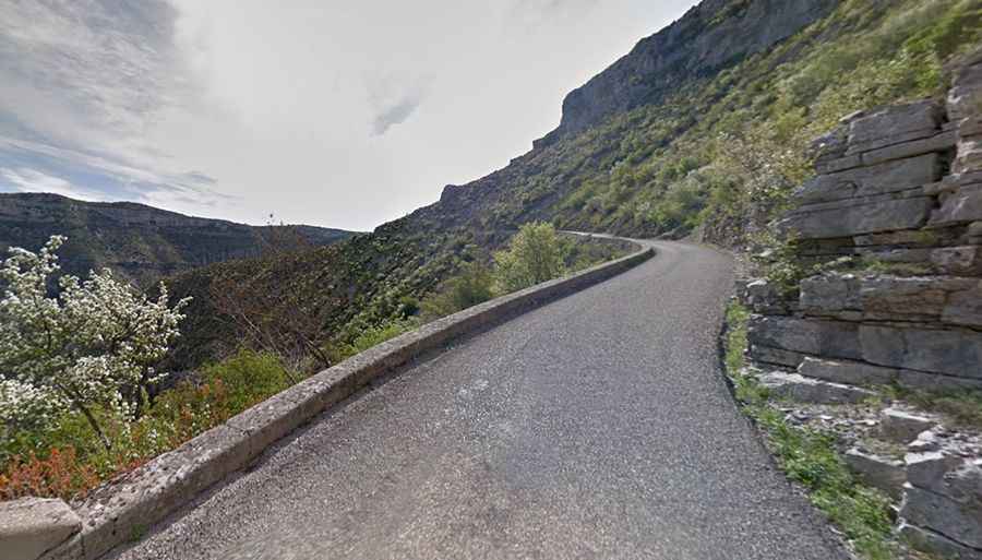 Driving a Balcony Road Through Cirque de Navacelles in France
