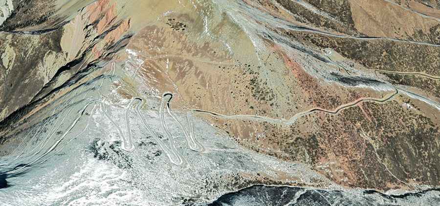 Driving the dizzying 564 Country Road