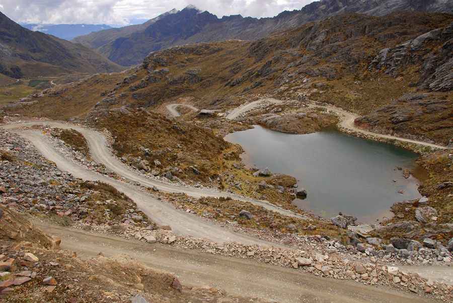 Driving the hairy road to Portachuelo Pass in the Andes