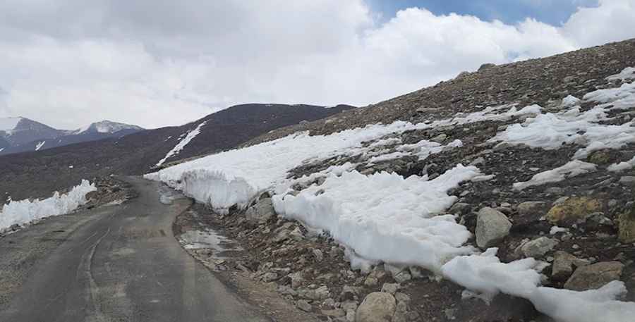 Driving the Hell Road to Kaksang La