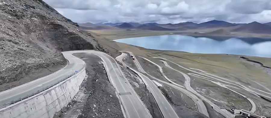Driving the Inhumane Paved Road to Gu La with 31% Ramps in Tibet