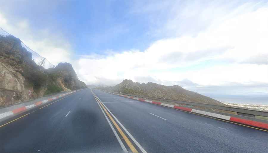 Driving the paved N2 National Road in the Western Cape through Sir Lowry's Pass
