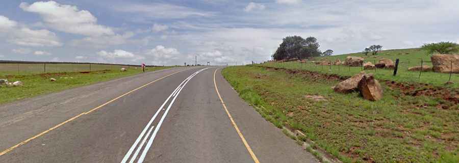 Driving the paved road to Griffin's Hill Pass in KwaZulu-Natal