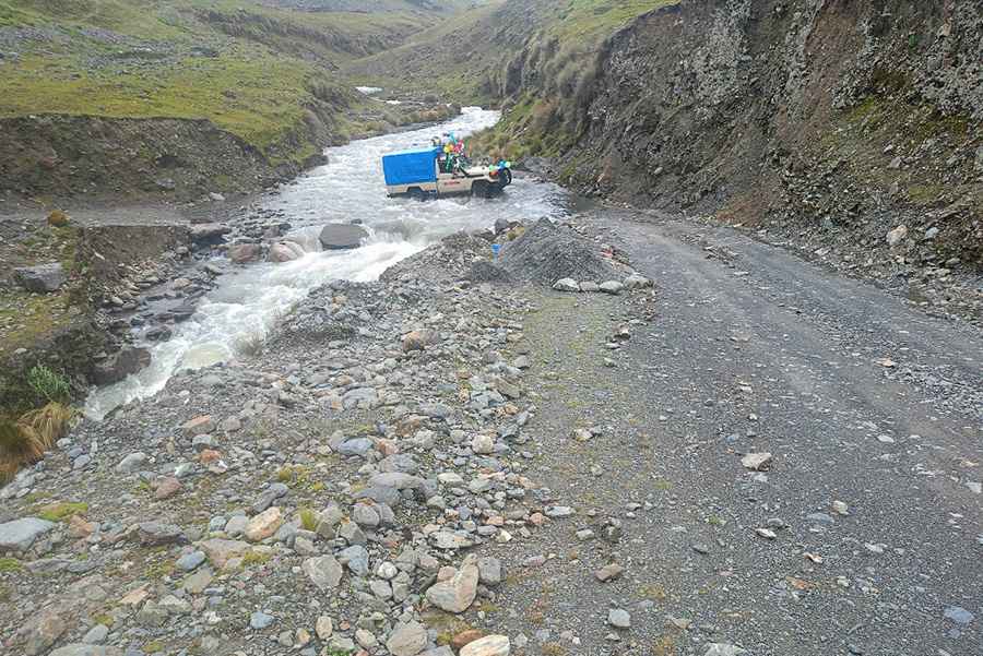 Driving the road to Katantika Pass in La Paz is for brave drivers only
