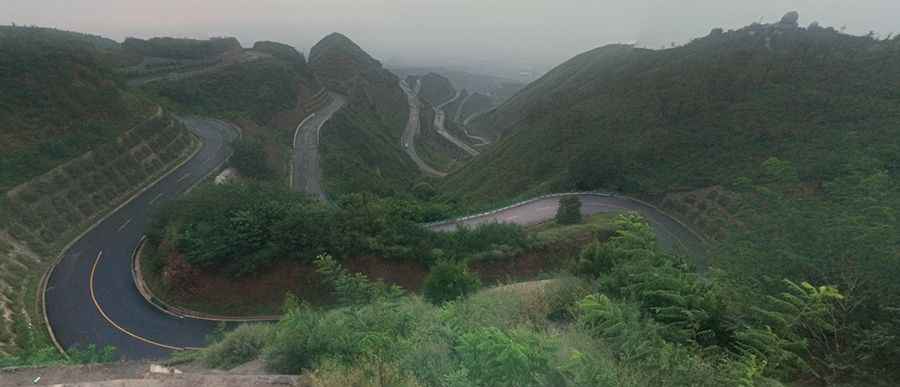 Driving the scenic Panshan Highway to Lishan Mountain